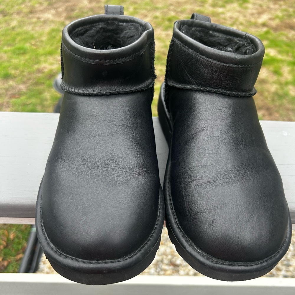 Ugg Ultra Mini Womens Boot